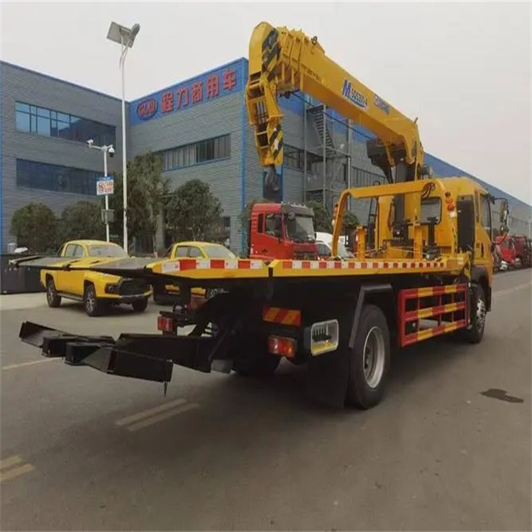 岳口镇附近小随车吊出租电话，轻松解决搬运烦恼