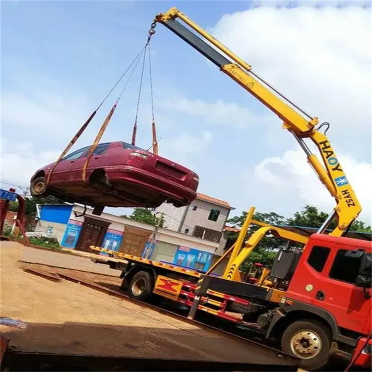 岳口镇吊车吊汽车的正确方法